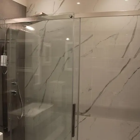 Abate Luxury Interno 3 *