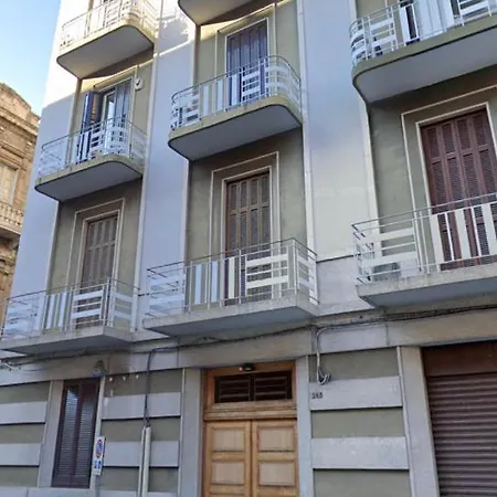 Abate Luxury Interno 3 * Бари